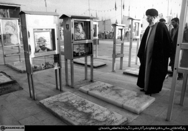 آیت‌الله خامنه‌ای چگونه از شهادت رجایی و باهنر باخبر شدند؟